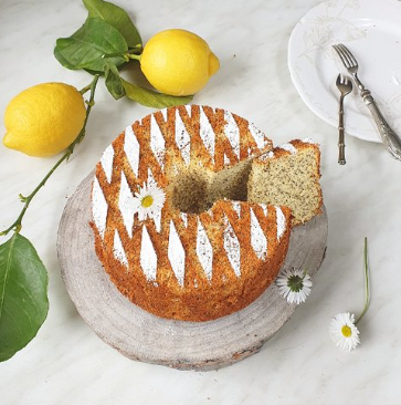 Chiffon cake al limone e semi di papavero